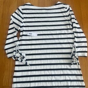 Old Navy 3/4 Sleeve T-shirt